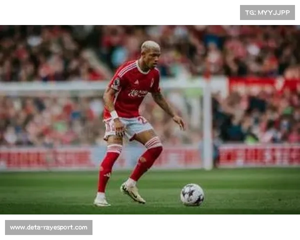 诺丁汉森林0-0闷平狼队，保级形势严峻